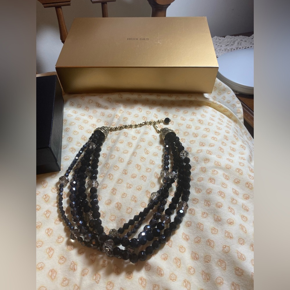 Heidi Daus Black beads and crystals chocker style necklace NRFB